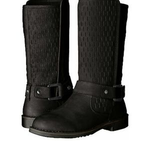 UGG WOMEN'S SHANI WINTER BOOT BLACK 6 M US 1016923